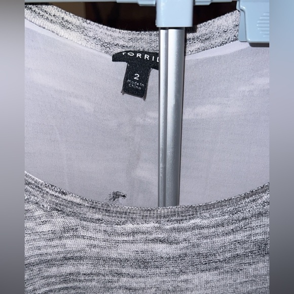 Torrid Womens Pullover Sweater Size 2- Gray Layered Lightweight Long Sleeve - Picture 4 of 8